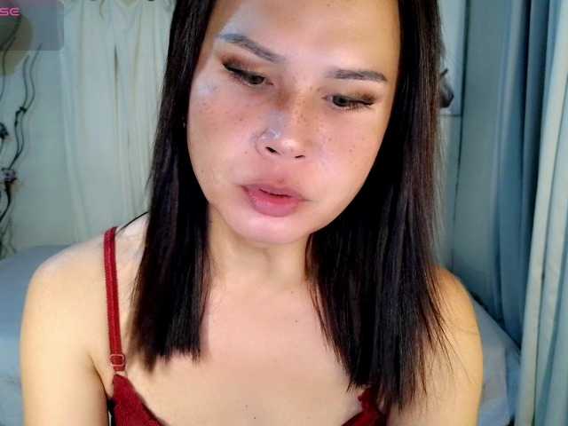 misspinay live webcam show