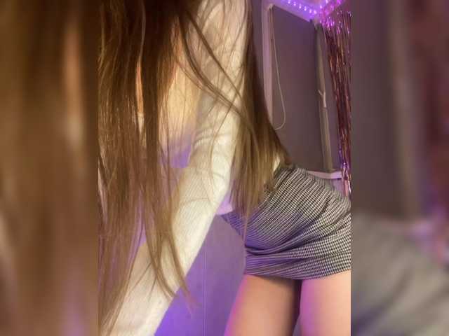 Girlboom's BongaCams show and profile