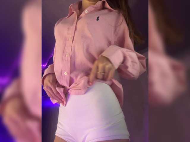 Girlboom's BongaCams show and profile