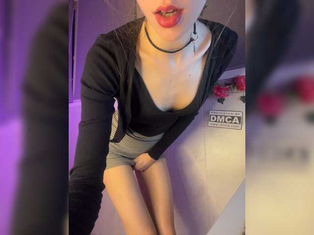 Girlboom live cam on BongaCams