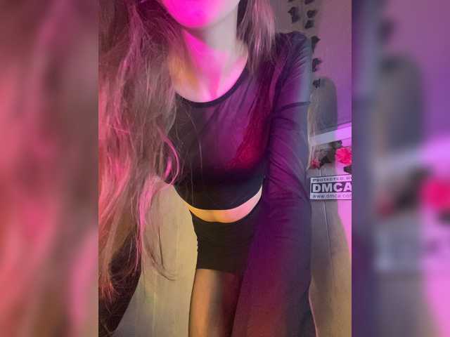 Girlboom live cam on BongaCams