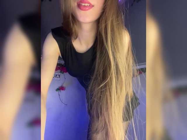 Girlboom live cam on BongaCams