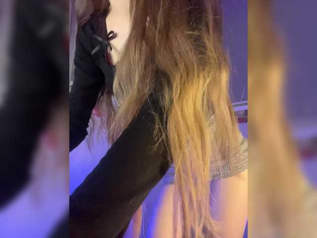 Girlboom live cam on BongaCams