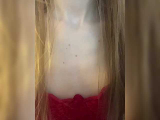 Girlboom live cam on BongaCams