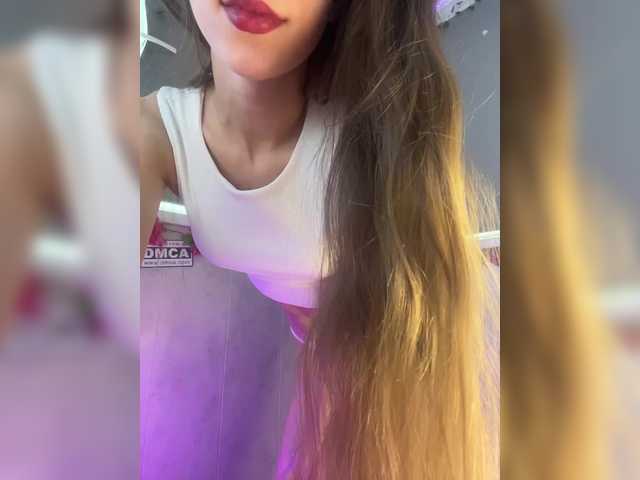 Girlboom live cam on BongaCams
