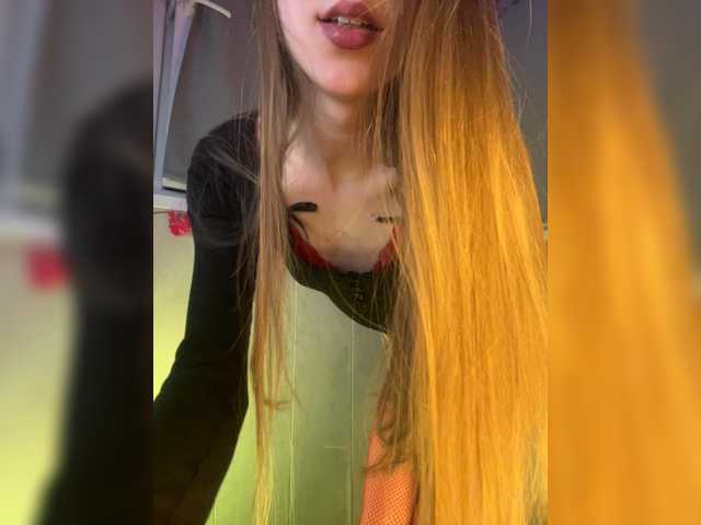 Girlboom live cam on BongaCams