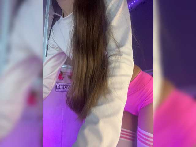 Girlboom live cam on BongaCams