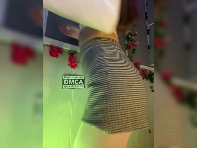 Girlboom live cam on BongaCams