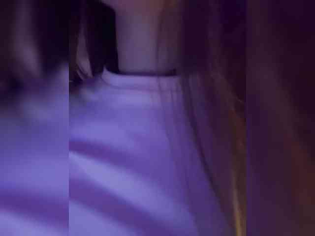 Lady_kissa webcam