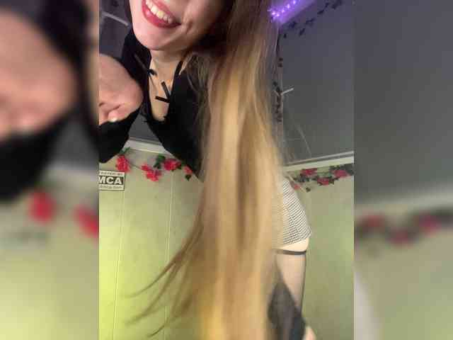 Lady_kissa webcam