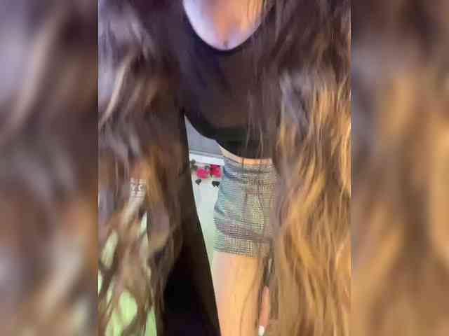 Lady_kissa webcam
