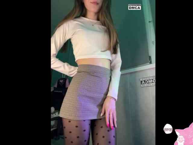 Lady_kissa webcam
