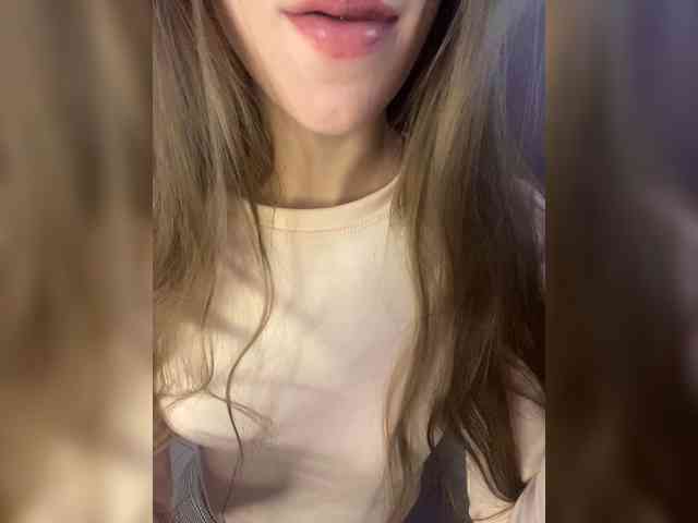 Lady_kissa webcam