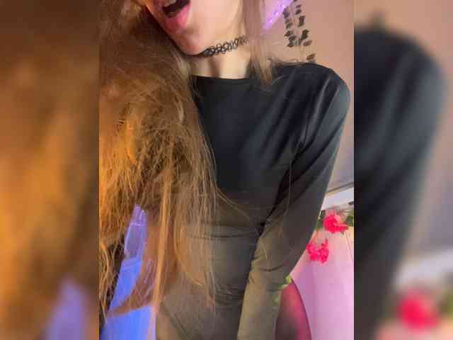 Lady_kissa webcam