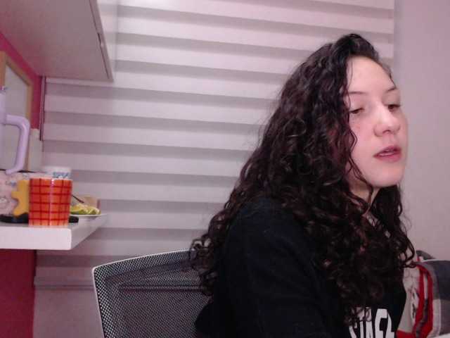 Jane-r's BongaCams show and profile