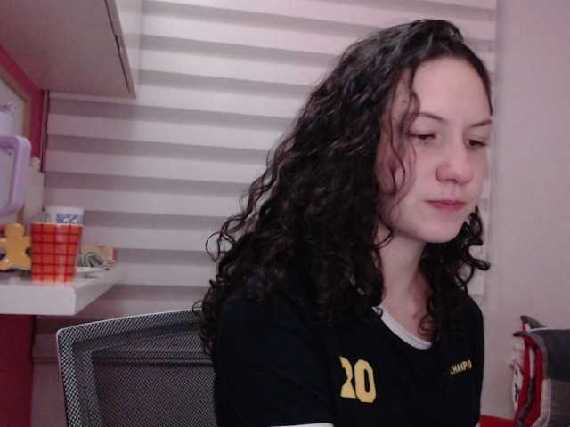 Jane-r's BongaCams show and profile