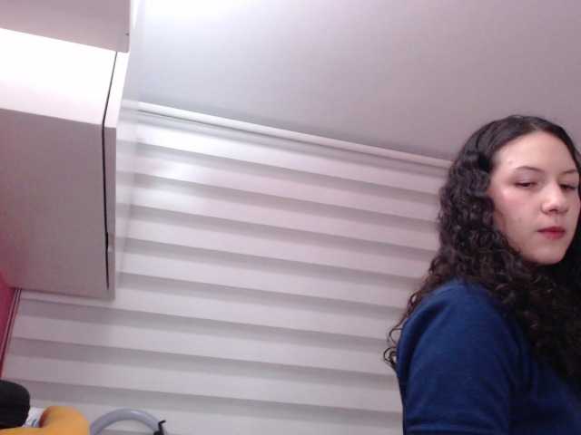 Jane-r's BongaCams show and profile