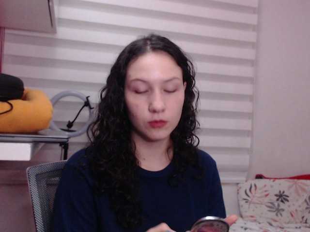 Jane-r's BongaCams show and profile