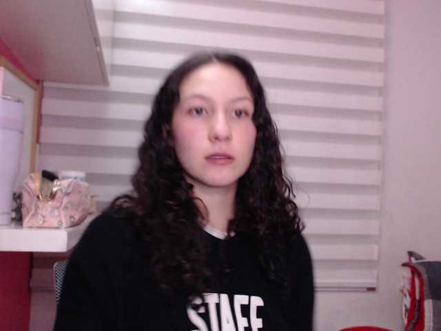 Jane-r's BongaCams show and profile