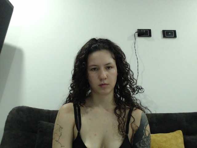 Jane-r live cam on BongaCams