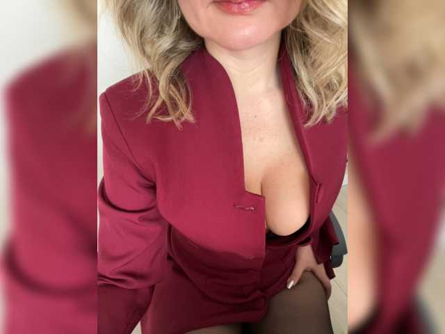 Live трансляция _IBlondy_ - slutnetki.online