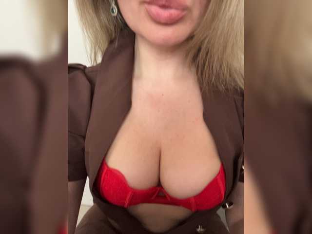 Live трансляция _IBlondy_ - Runet.cam