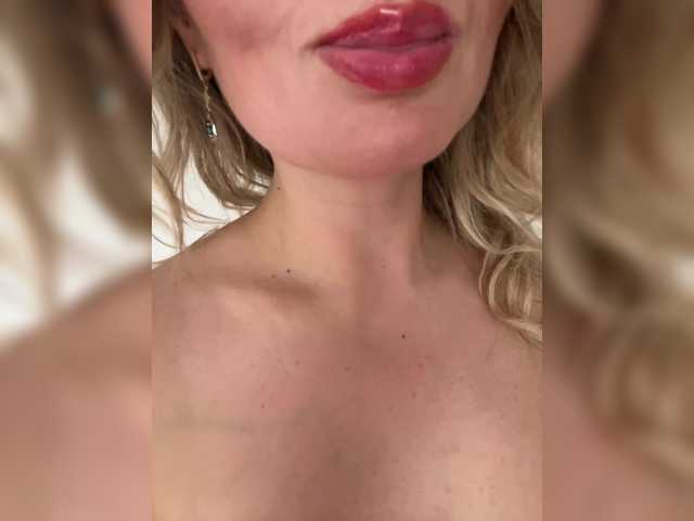 _IBlondy_ live cam