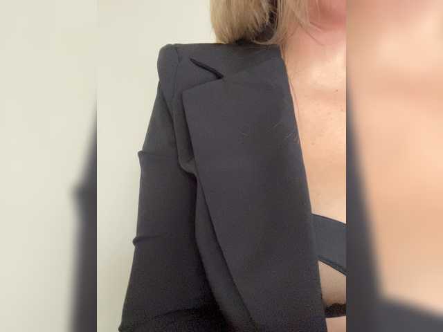 YuliyaLasker live cam on BongaCams