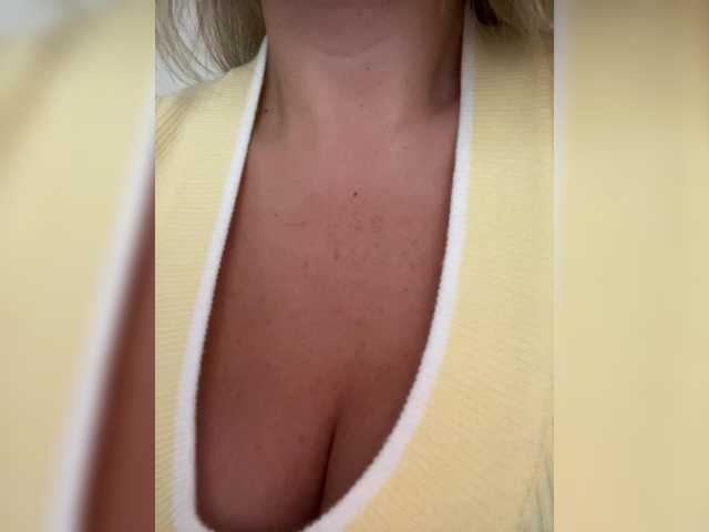 YuliyaLasker live cam on BongaCams