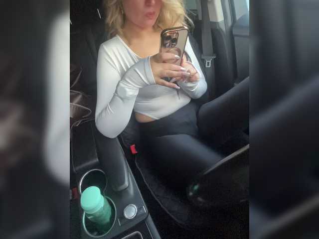 YuliyaLasker live cam on BongaCams