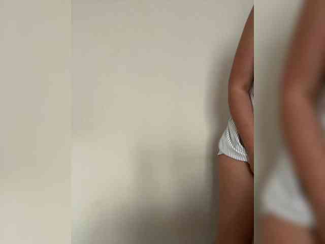 _IBlondy_ webcam
