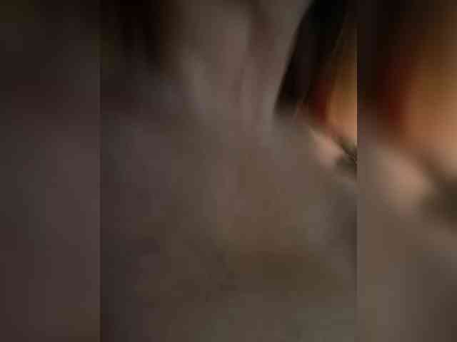 _IBlondy_ webcam