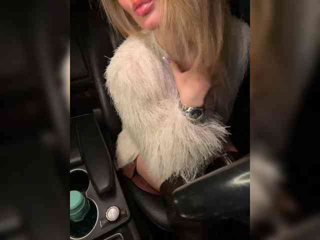 _IBlondy_ webcam