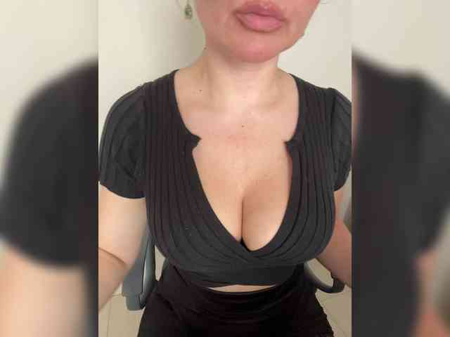 _IBlondy_ webcam