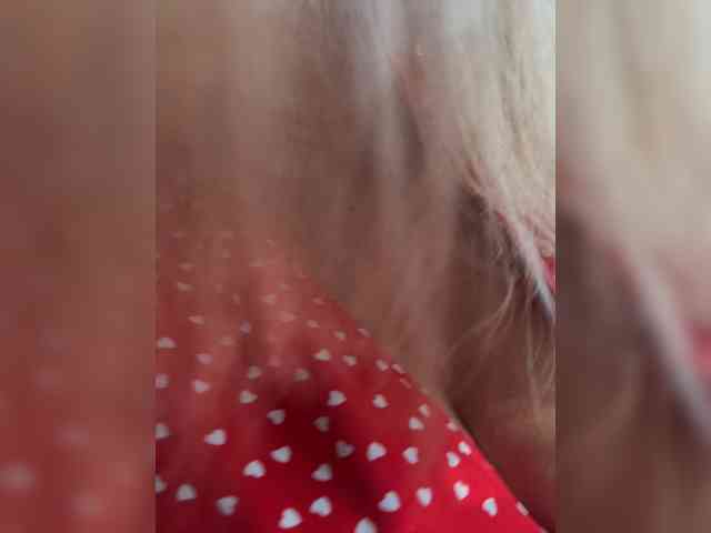 _IBlondy_ webcam