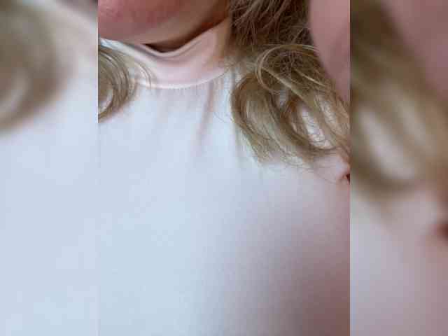 _IBlondy_ webcam