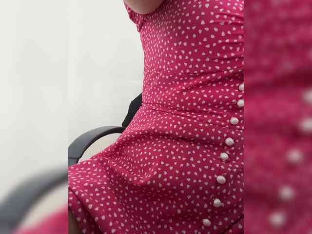 _IBlondy_ webcam