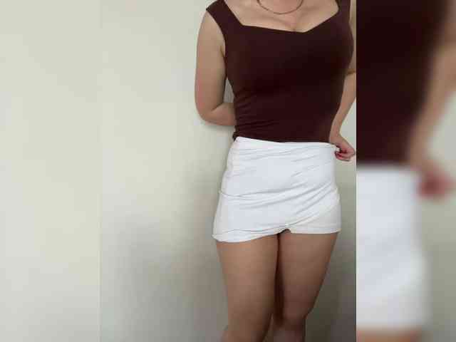 Model: _IBlondy_