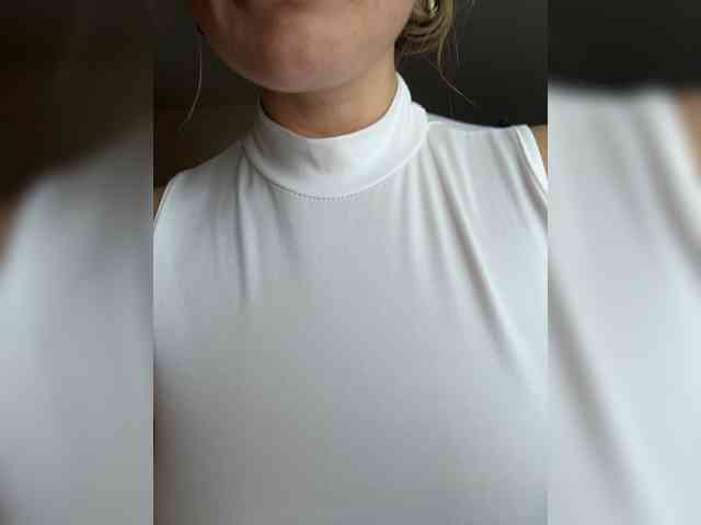 _IBlondy_ webcam
