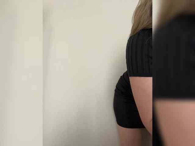 _IBlondy_ webcam