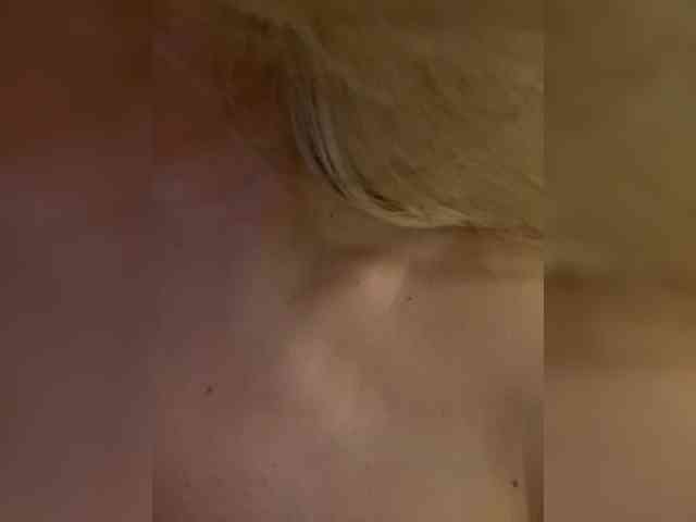 Model: _IBlondy_