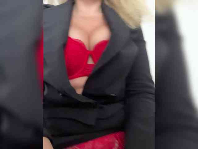 _IBlondy_ webcam