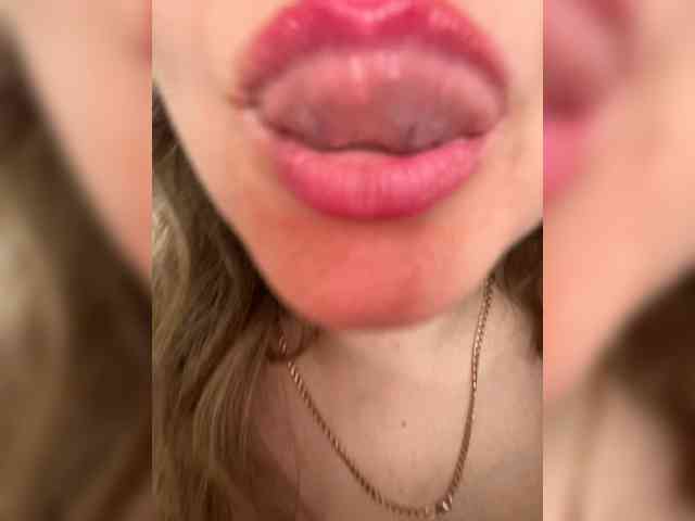 Модель: _IBlondy_