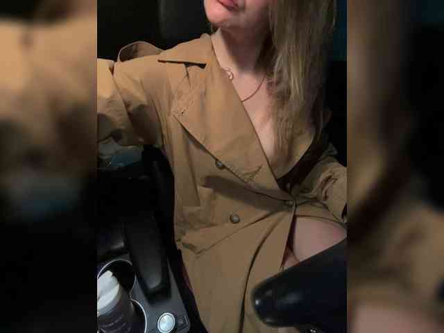 _IBlondy_ webcam
