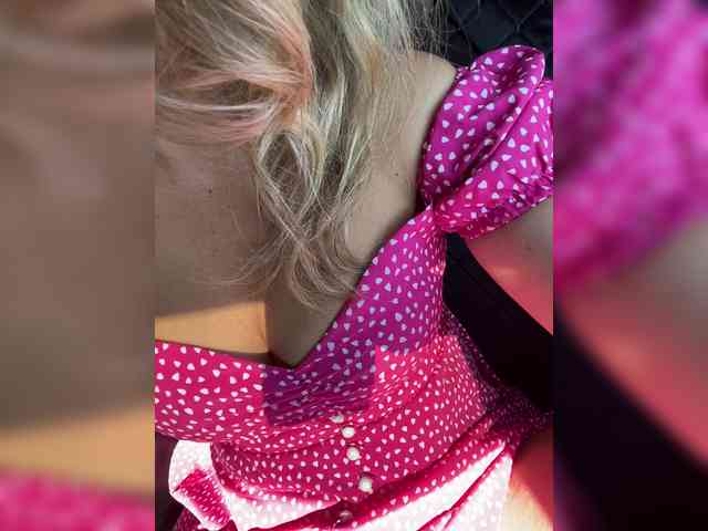 _IBlondy_ webcam