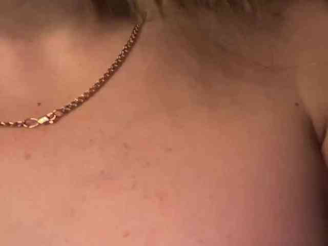 _IBlondy_ webcam