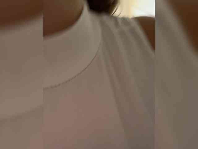 _IBlondy_ webcam