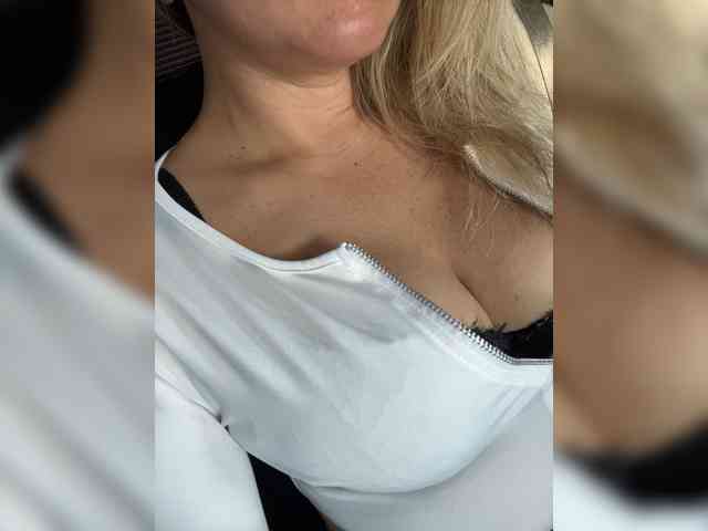 Модель: _IBlondy_