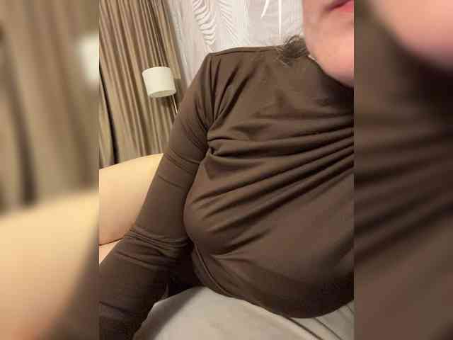 _IBlondy_ webcam