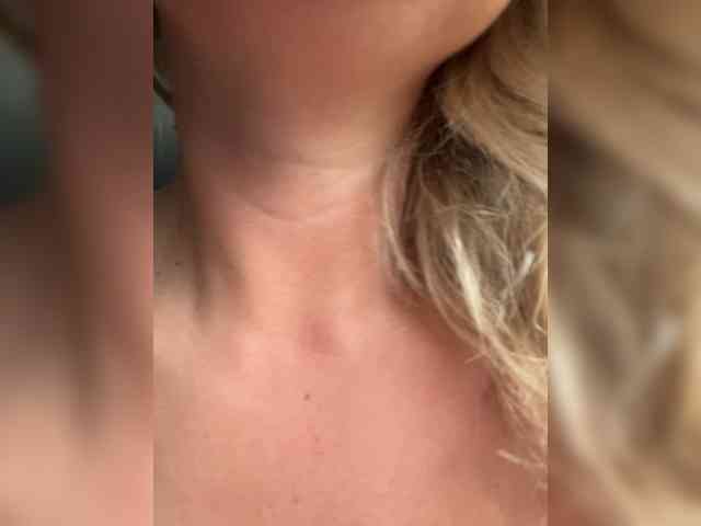 Модель: _IBlondy_
